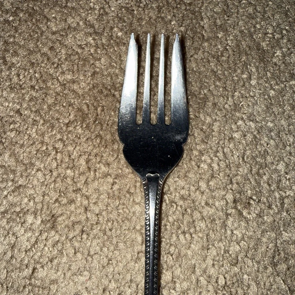 Supreme Cutlery Abbey Shell Cold Meat Fork